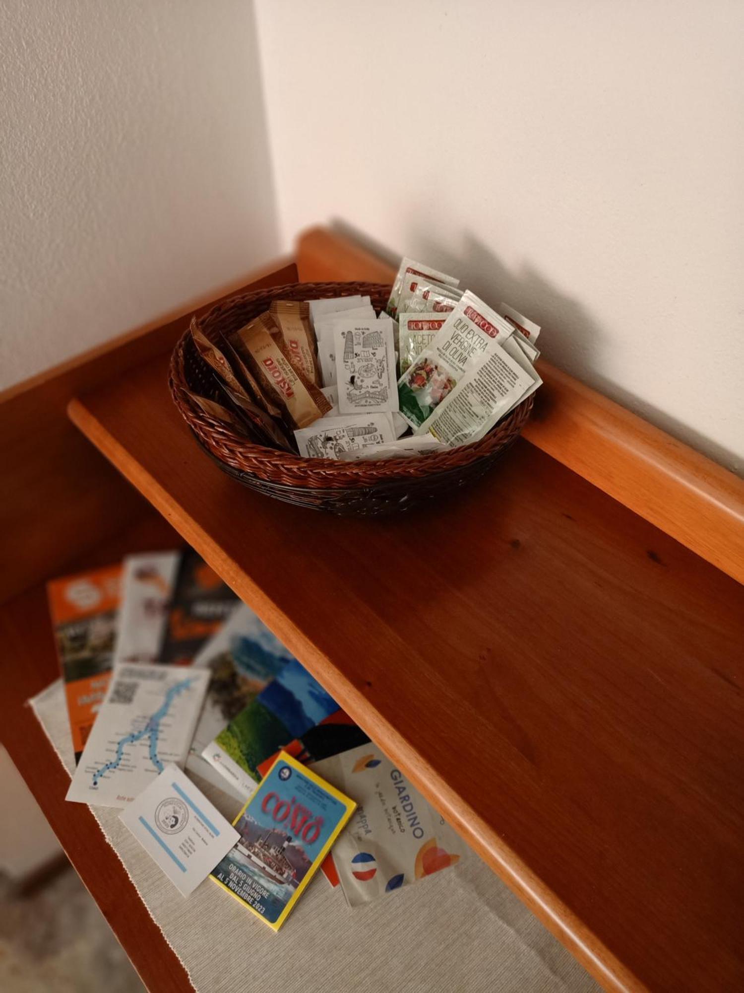 Nonno Meo Lägenhet Bellano Exteriör bild